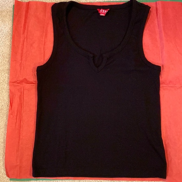 Black Guess Tank Top with notched out V at bottom of neck curve - Picture 2 of 6
